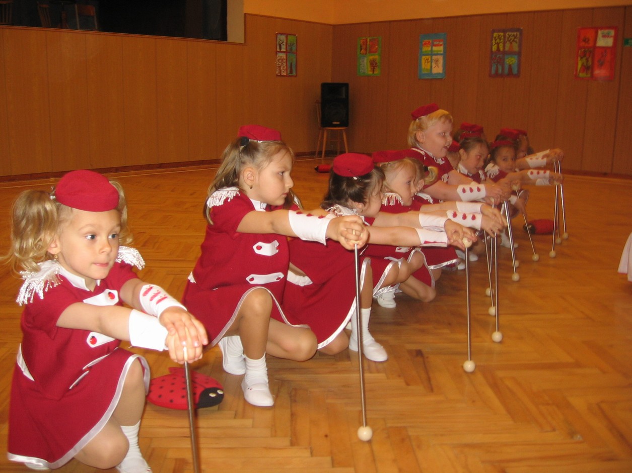 Malé mažoretky 2010-Těrlicko 007.JPG