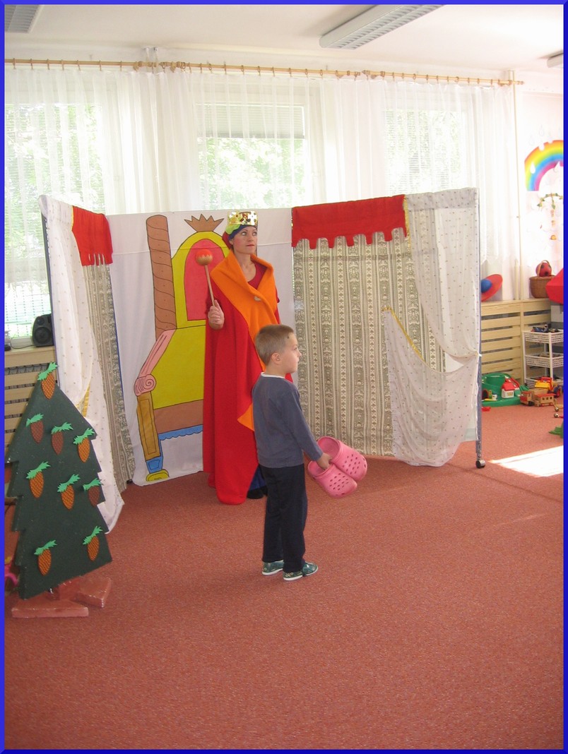 truhla plná pohádek 2010 012