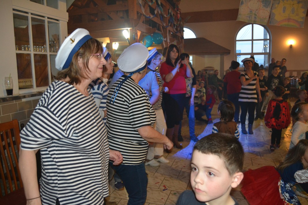 2 KARNEVAL (46)
