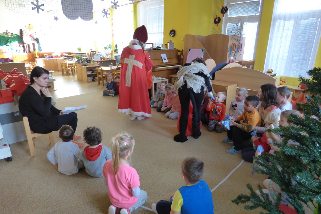 MIKULÁŠ (50)