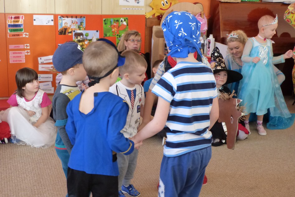 5 dopolední karneval v mš (5)
