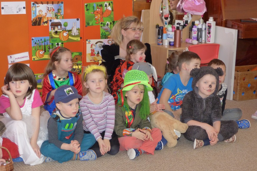 5 dopolední karneval v mš (11)