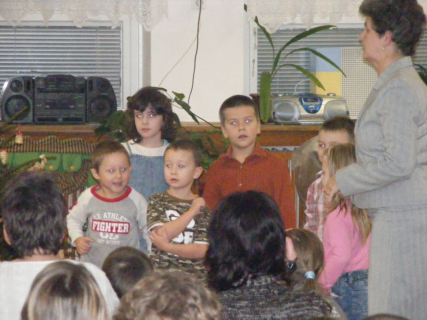Berušky-vánoční besídka 2008 (1).JPG